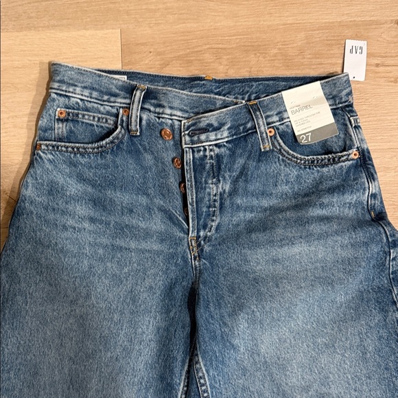 NWT Gap High Rise Barrel Size 27/4 - Picture 2 of 7